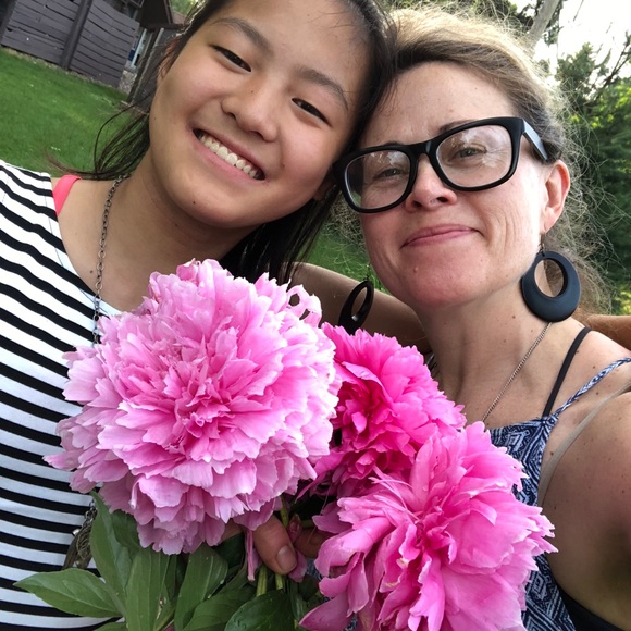 Meet your Posher, Ange - Picture 2 of 2